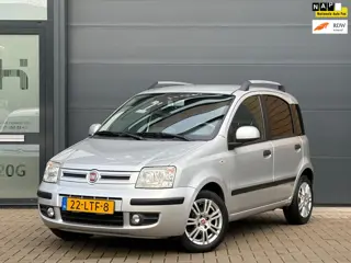 Fiat Panda 1.2 - FULL options - NWE APK - Bluetooth - Parkeersensoren - Net onderhouden
