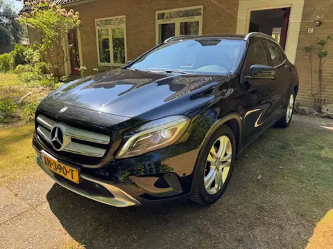 Mercedes-Benz GLA 180 Ambition, Automaat (bj 2015)