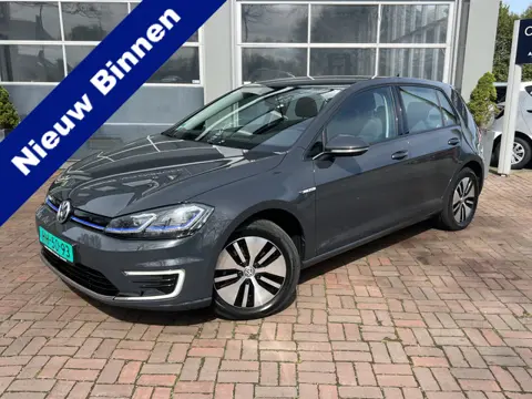 Volkswagen e-Golf Navi,Clima,Cruise,Cv Bj 2021 Dealer onderhouden 2e eigenaar