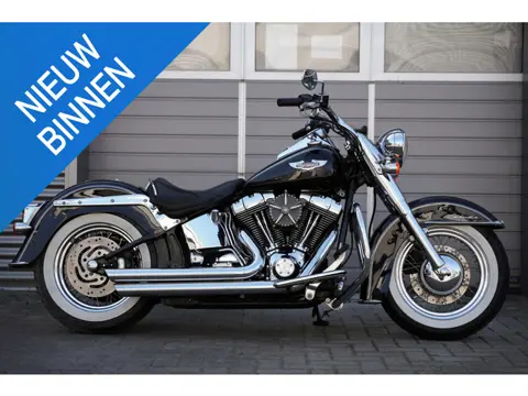 Harley Davidson De luxe FLSTNI Softtail Deluxe