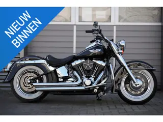 Harley Davidson De luxe FLSTNI Softtail Deluxe