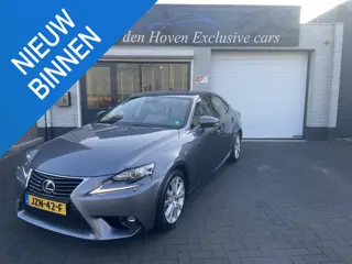 Lexus IS 300h Business Line Pro Hybrid Dealer onderhouden Leder,Navi,PDC,Led.
