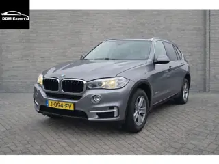 BMW X5 xDrive30d (bj 2015, automaat)