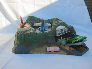 Matchbox - Thunderbirds Eiland met thunderbirds 1