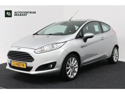 Ford Fiesta 1.0 EcoBoost Titanium (NAVIGATIE, CRUISE CONTROL, PARKEERSENSOREN)