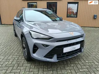 Cupra FORMENTOR 1.5 eTSI Hybrid Business 360° Cam Facelift