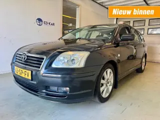 TOYOTA AVENSIS 1.8 VVTi Linea Luna CLIMA LMV TREKHAAK NAP APK 4-2027