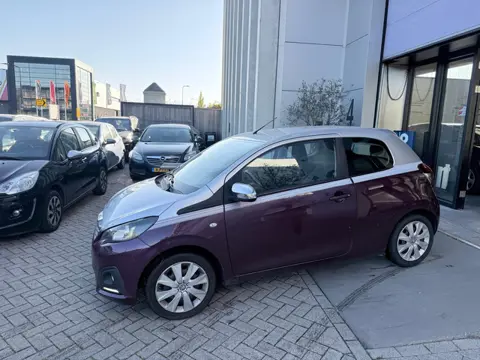 Peugeot 108 1.2 Puretech Allure TWO-TONE! LEUKE AUTO! INRUIL MOGELIJK!