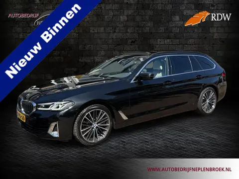 BMW 5 Serie Touring 520i High Executive | Pano | Leder |  04-2021 98.473 KM