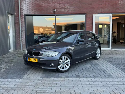 BMW 1-serie 120i Executive | Cruise | Airco | Ketting V.V |
