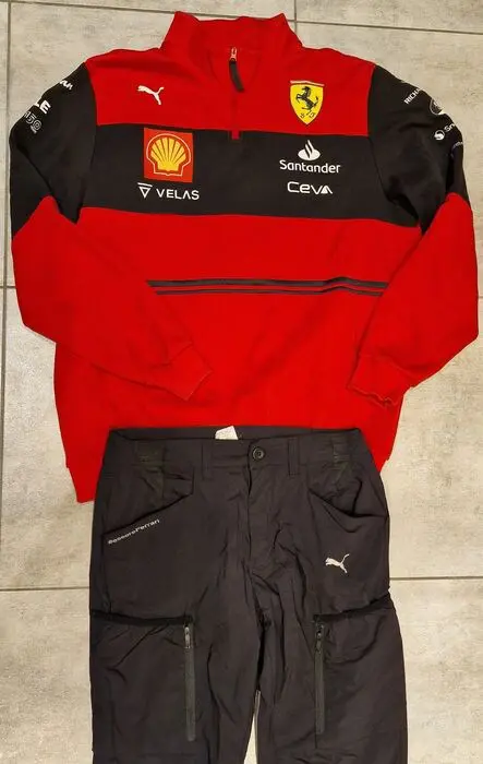 Ferrari - Formule 1 - 2022 - Teamkleding