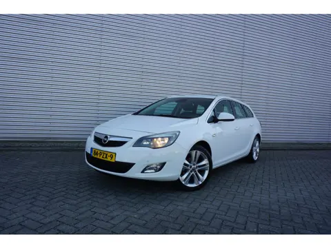 Opel Astra Sports Tourer 1.4 Turbo Sport Airco / Cruise / Navi / Elektr. ramen / Trekhaak / Lm velge