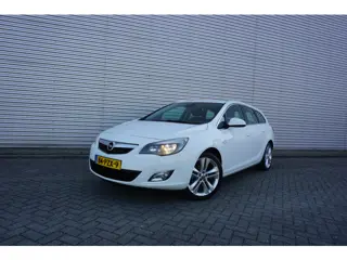 Opel Astra Sports Tourer 1.4 Turbo Sport Airco / Cruise / Navi / Elektr. ramen / Trekhaak / Lm velge