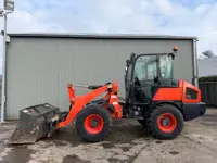 Kubota R 082 (bj 2017)