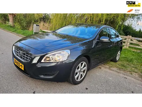 Volvo S60 Volvo S60 2.0D 163PK | Onderhoudshistorie | Trekhaak | Reisauto