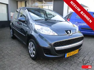 Peugeot 107 1.0-12V XS (bj 2010)