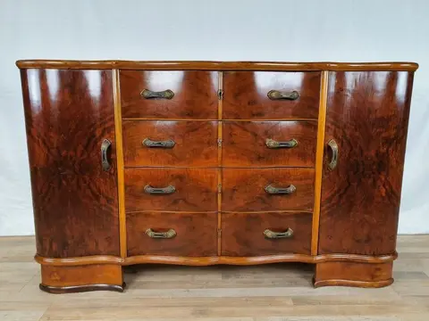 Art Deco dressoir in walnoot en esdoorn