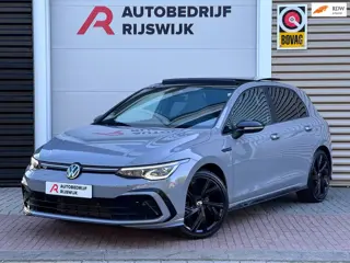 Volkswagen Golf 1.5 eTSI R-Line Pano/Matrix/Camera