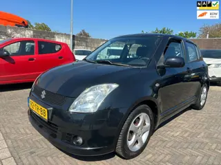 Suzuki Swift 1.3 5D AIRCO/ NW KOPPELING/ NW APK/ LM VELGEN!