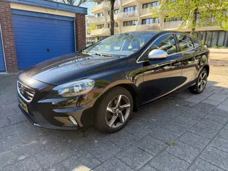 Volvo V40 2.0 D2 Summum Business