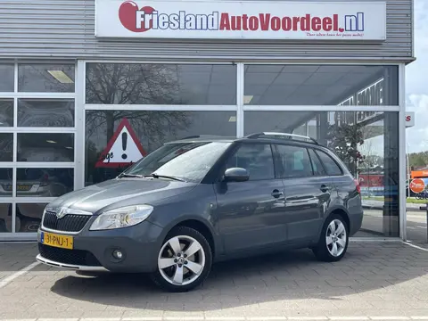 Skoda Fabia Combi 1.2 TSI Scout /Cruise/Navi/Trekhaak/Onderhoudshist./Sport interieur/
