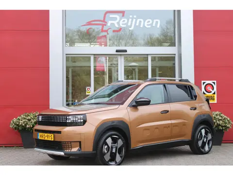 Fiat Grande Panda LA PRIMA 113PK 11 kW 44 kWh | WINTERPACK: STOEL/STUUR/VOORRUIT VERWARMING | DRAADL