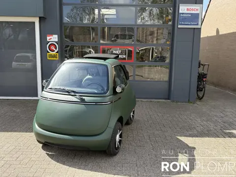 Microlino Microlino Competizione 10.5 kWh L7 177 / 90KM/u/ Range 177km/ Bluetooth/ Led/ USB