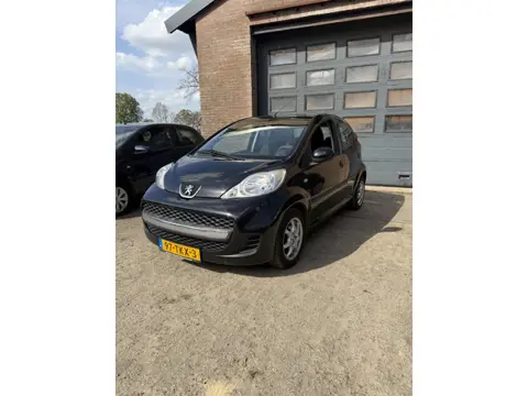 Peugeot 107 1.0-12V XS 5DRS/Airco/NAP