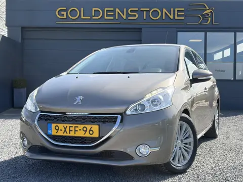 Peugeot 208 1.4 VTi Allure 2e Eigenaar,Clima,Cruise,5 Deurs,Trekhaak,Pdc,Lm velgen,95pk,Apk tot 09-2