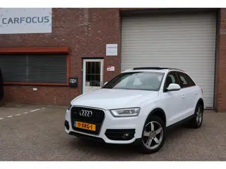 Audi Q3 2.0 TFSI quattro Pro Line Pano 3e eigenaar NAP Xenon Nw koppeling Cruise Leder Navi APK Trek