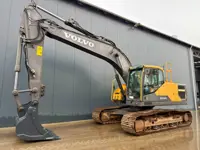 Volvo EC220E L (bj 2015)