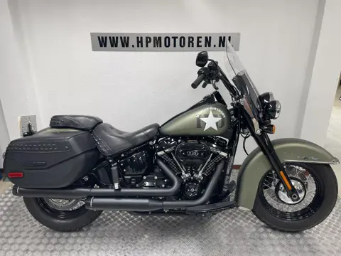 Harley-Davidson FLHCS SOFTAIL CLASSIC 115 ANNIVERSARY 114