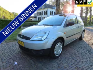 Ford Fiesta 1.3 Style Stuurbekrachtiging Trekhaak ***Goed Onderhouden***Zuinige Auto***