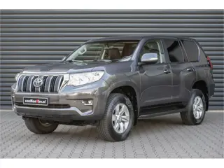 Toyota Land Cruiser 2.8 D-4D-F Grijs kenteken - Grijs metallic