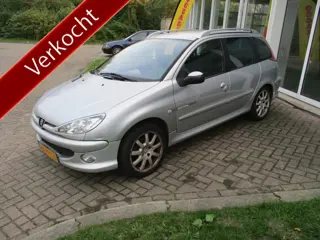 Peugeot 206 SW 1.6-16V Quiksilver APK 12 februari 2027.