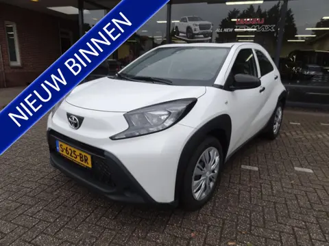 Toyota Aygo X 1.0 VVT-i MT airco / Apple Carplay / Android Auto / adaptive cruise control / touchscr