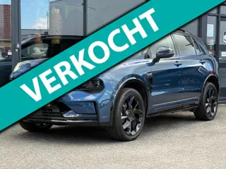 Lynk & Co 01 1.5 PANO/360 CAM/INFINITY SOUND/CARPLAY/SHADOW