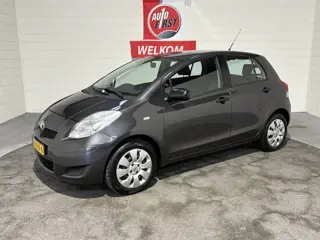 Toyota Yaris 1.3 VVTi Comfort, Airco, Parkeersensoren achter, In hoogte verstelbare bestuurdersstoel