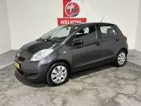 Toyota Yaris 1.3 VVTi Comfort, Airco, Parkeersensoren achter, In hoogte verstelbare bestuurdersstoel