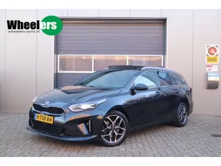 Kia Ceed 1.4 T-GDI GT-Line Automaat, Stoel & Stuurverwarmd, Pano, Camera
