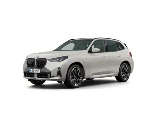 BMW X3 30e xDrive M-Sport Pro | 21" | Panorama | Trekhaak | Individual Leder | Pro Pack | Comfort Pa