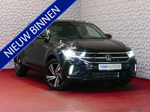 Volkswagen T-Roc 1.5 TSI 150PK R-LINE EVO IQ LIGHT ALCANTARA ELEK.KLEP CARPLAY STOEL/STUUR VERW. 18"