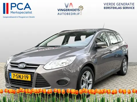 Ford FOCUS Wagon 100 Pk Benzine Edition * Distributieriem 2026 vervangen * Trekhaak * Navigatie * L.