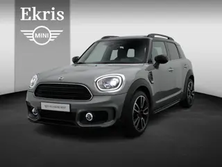 MINI Countryman Cooper Serious Business +John Cooper Works Trim Pakket + Comfort Access + Panoramada