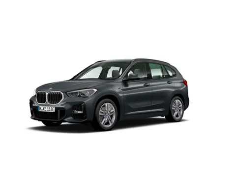 BMW X1 xDrive25e | M-Sport | Park ass. | Stuur + Stoelverw. | Elek. Achterklep