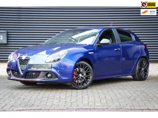 Alfa Romeo Giulietta 1.750 Turbo Veloce | Clima | Cruise | Sportstoelen | PDC | Stoelverw. | Metalic