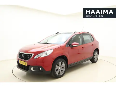 Peugeot 2008 1.2 PureTech Blue Lion | 110PK | Trekhaak | Panorama Dak | Parkeersensoren Achter | Nav