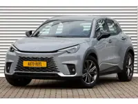 Lexus LBX Relax 2WD Tech Pack / Leder (bj 2024, automaat)