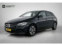 Mercedes-Benz B-klasse 180 Business Solution Plus(NL-auto, Perfect OnderH, Camera, StoelV, Navi, Cru