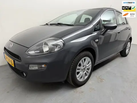 Fiat Punto Evo 0.9 TwinAir Lounge # Airco # Lmv # 82 dkm # Nap